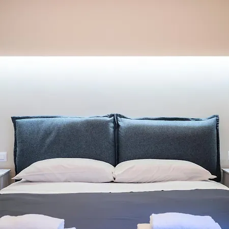 Guelfa 2 Bedrooms, Ac & Wi-fi شقة فلورنس